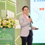 Mr. Supakit Phucharoensilp, Cement Plant Director - Vietnam, representative of SCG, shared the group’s strategic vision and breakthrough solutions, while introducing a range of green building materials designed to advance the sustainable growth of Vietnam’s construction industry.